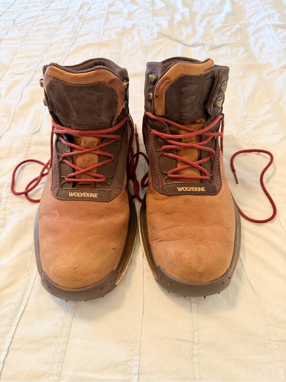 Wolverine Two-Tone Brown and Dark Brown Lace-Up Work Boots with Red Laces